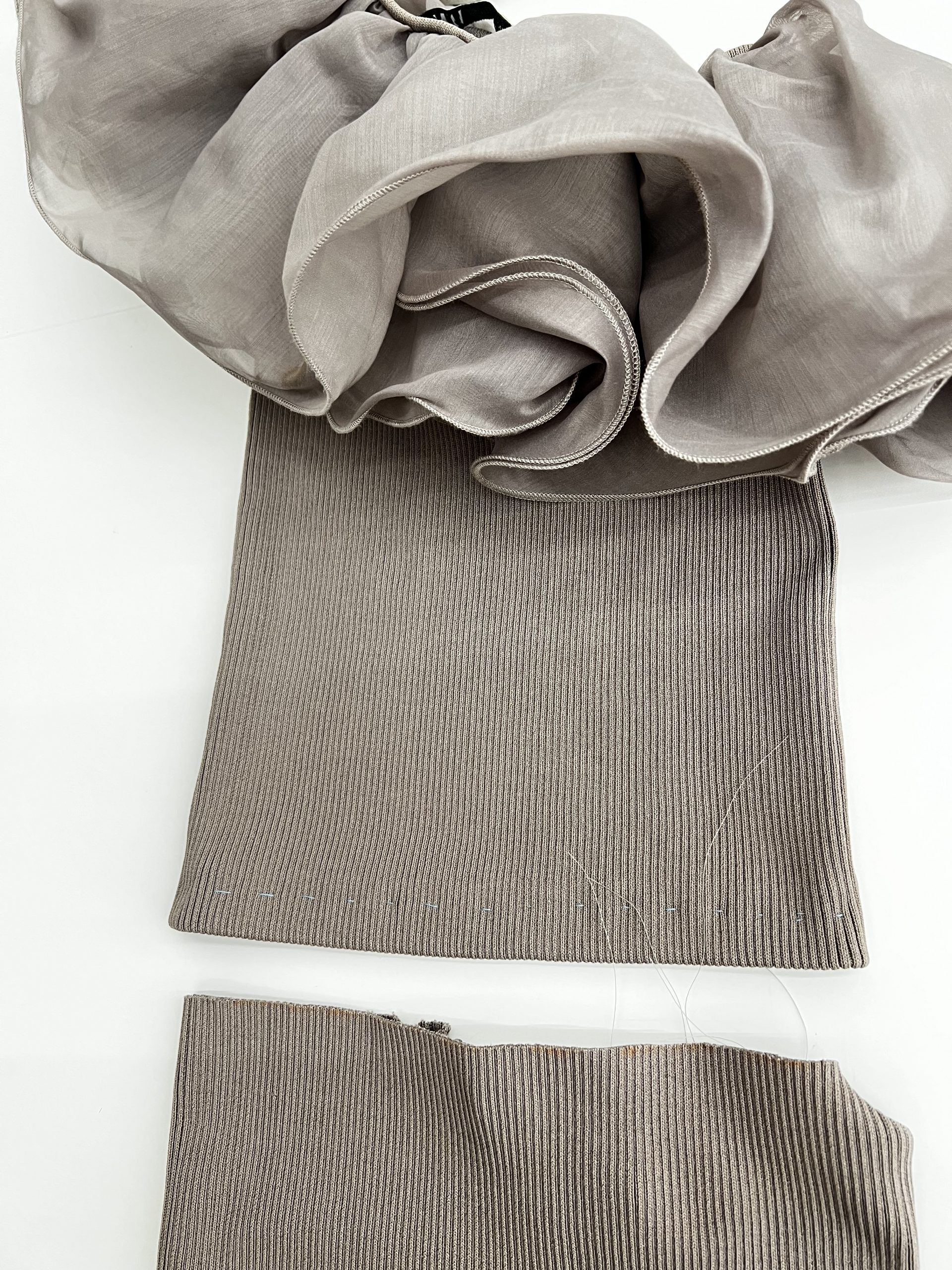 Vikileria-Revive_clases-de-costura-Madrid_atelier-de-costura_confeccion-a-medida_ropa-a-medida_reciclaje-de-ropa_costura-creativa_2